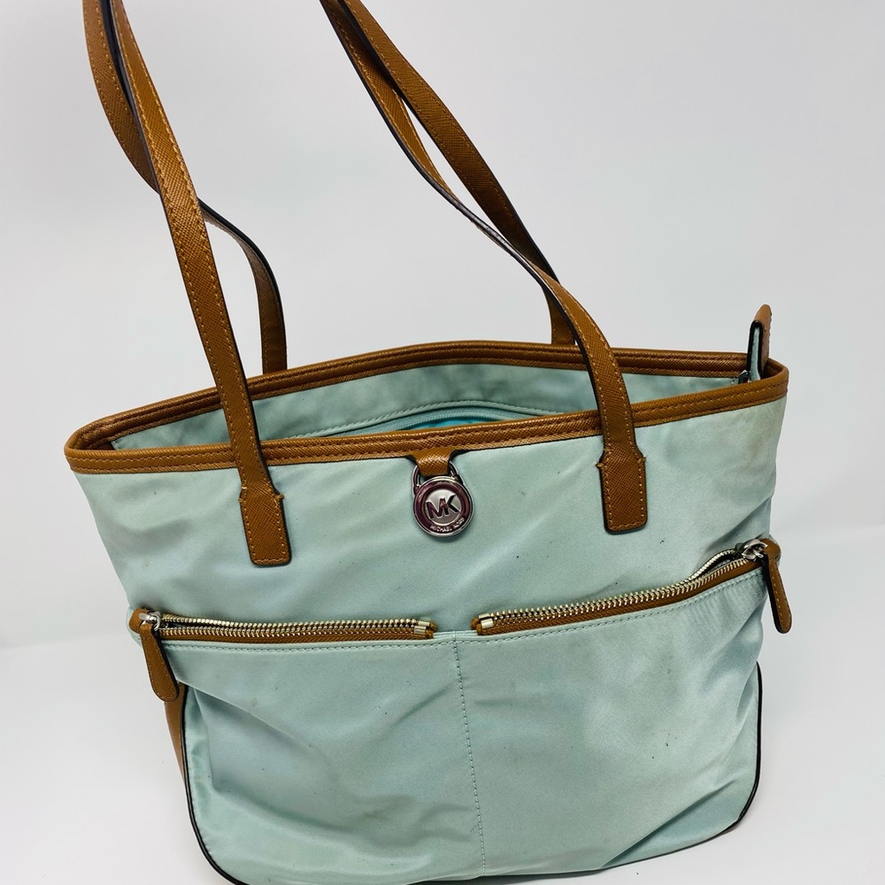 Micheal Kors Purse